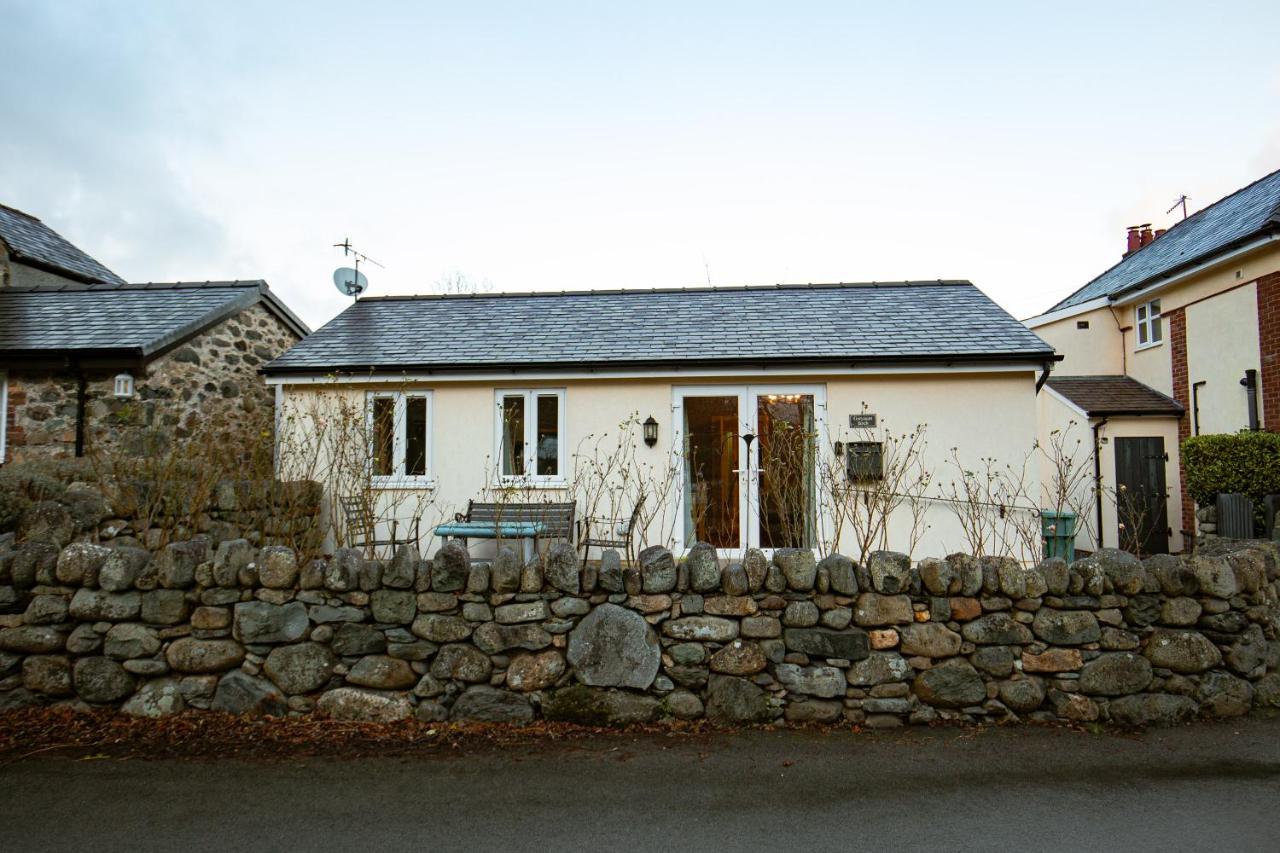 Gwynant Bach - Cosy 2 Bed Bungalow Cottage In Snowdonia National Park, Conwy, North Wales ภายนอก รูปภาพ