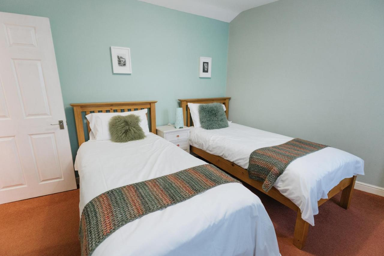 Gwynant Bach - Cosy 2 Bed Bungalow Cottage In Snowdonia National Park, Conwy, North Wales ภายนอก รูปภาพ