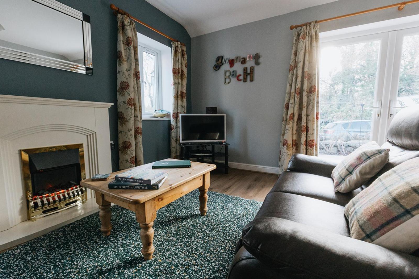 Gwynant Bach - Cosy 2 Bed Bungalow Cottage In Snowdonia National Park, Conwy, North Wales ภายนอก รูปภาพ