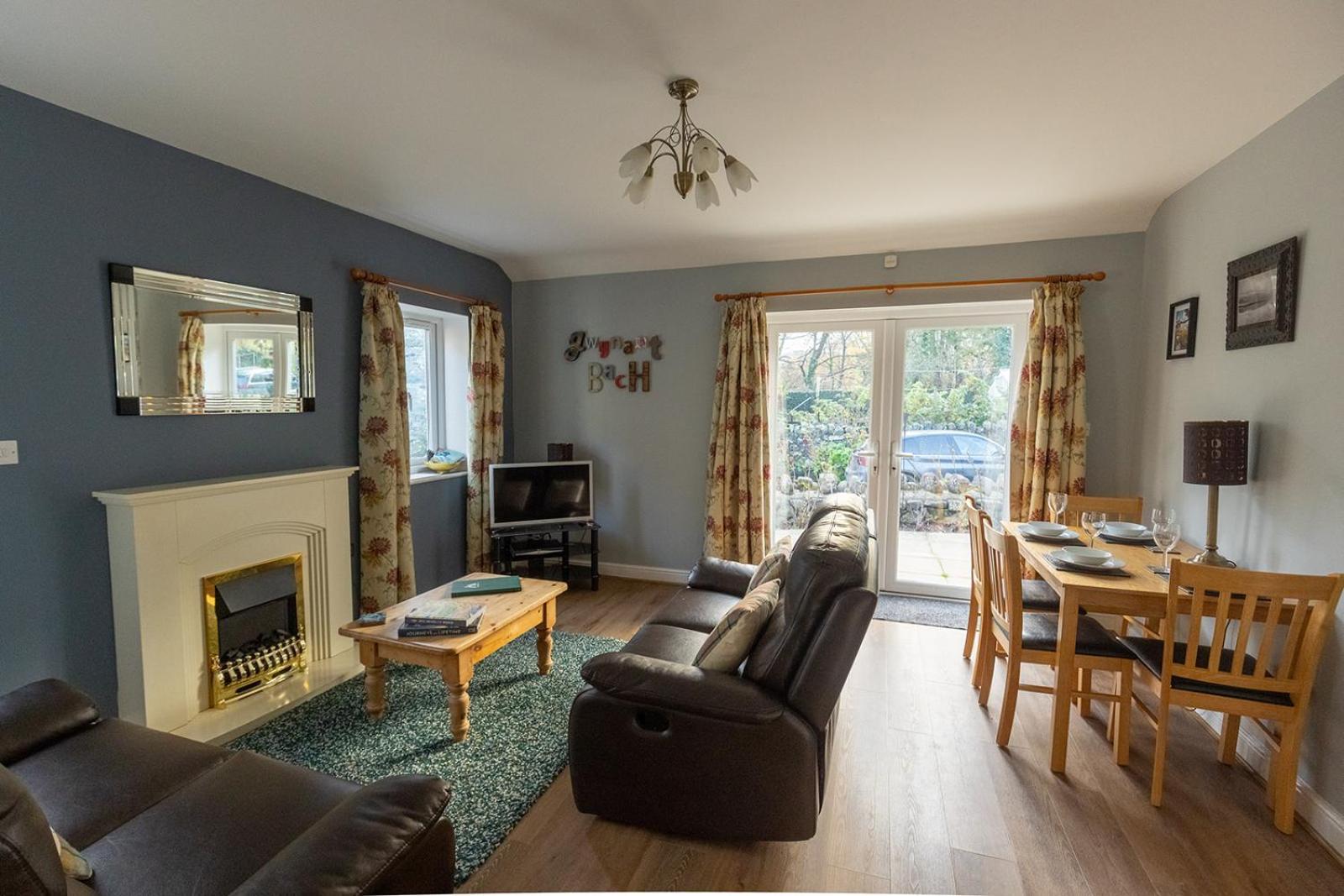 Gwynant Bach - Cosy 2 Bed Bungalow Cottage In Snowdonia National Park, Conwy, North Wales ภายนอก รูปภาพ